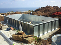 installazione struttura piscina prefabbricata in pannelli di acciaio costruzione piscine pantelleria